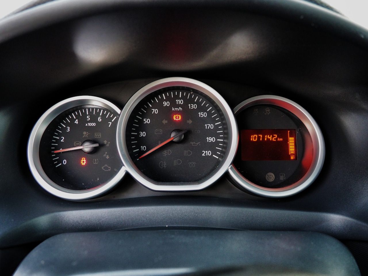 Dacia Sandero - 1.0 Sce Laureate NW MOTOR! AIRCO TREKH.