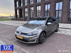 Volkswagen Golf - 1.4 TSI GTE Connected Series