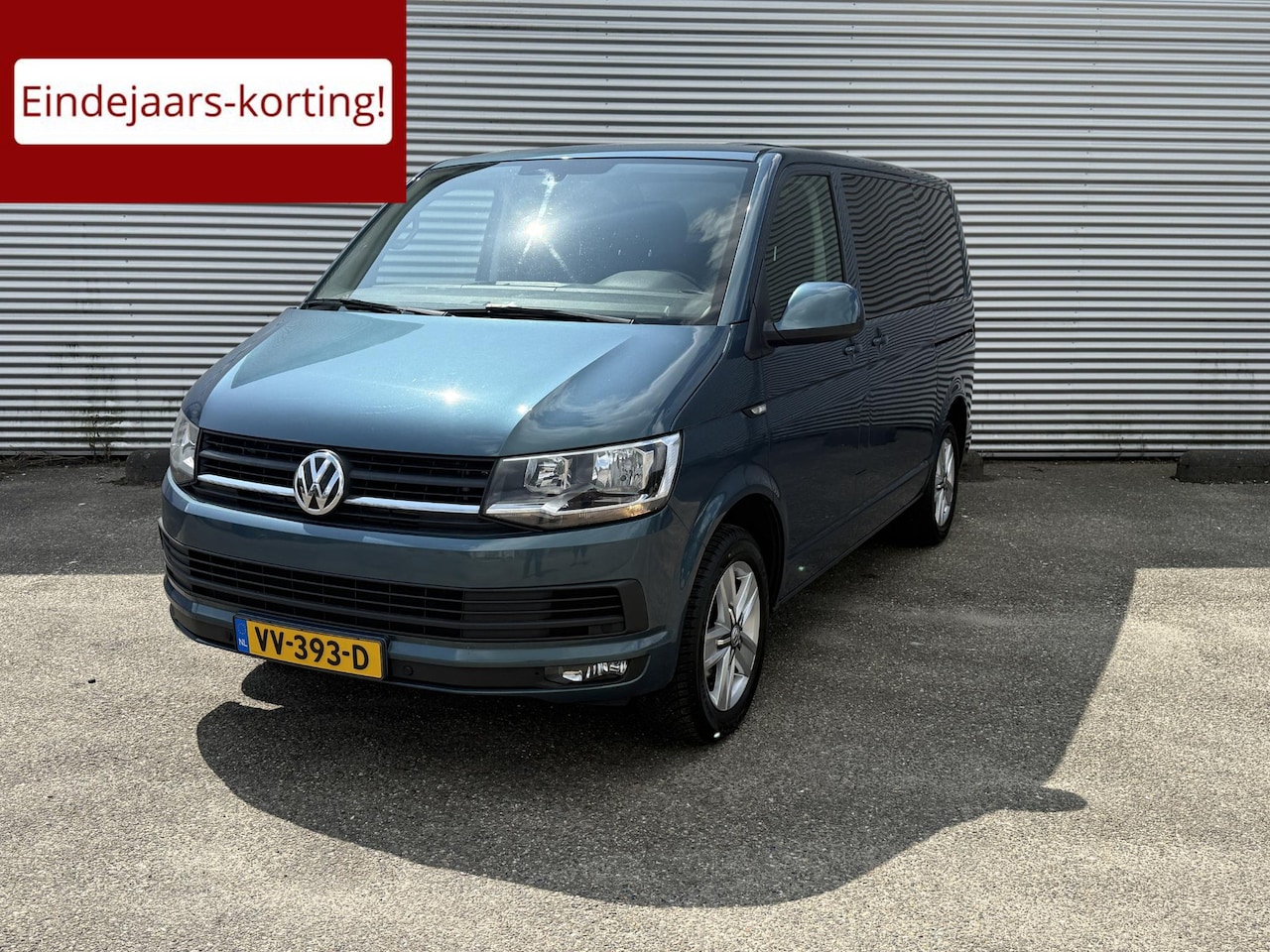 Volkswagen Transporter - 2.0 TDI L1H2 Highline|Automaat|2x Schuifdeur - AutoWereld.nl