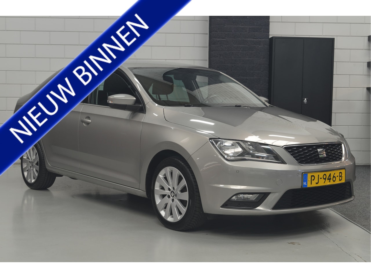 SEAT Toledo - 1.2 TSI Style Connect // 110.000 km // CLIMA // CRUISE // CARPLAY // PDC V&A // - AutoWereld.nl