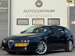 Alfa Romeo 159 Sportwagon - 1.7 TI 1750 TBI 200 PK TREKHAAK/LEDER/19''/NAP/XENON