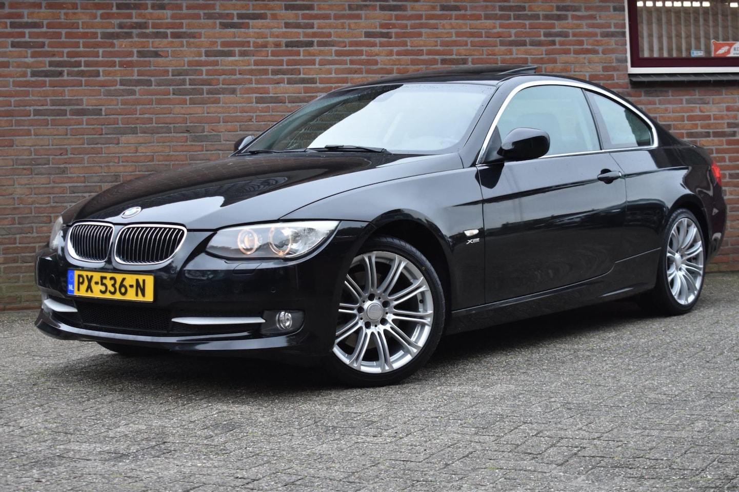 BMW 3-serie Coupé - 325xi Business Line Sport '11 Xenon Leder Clima Navi Cruise - AutoWereld.nl