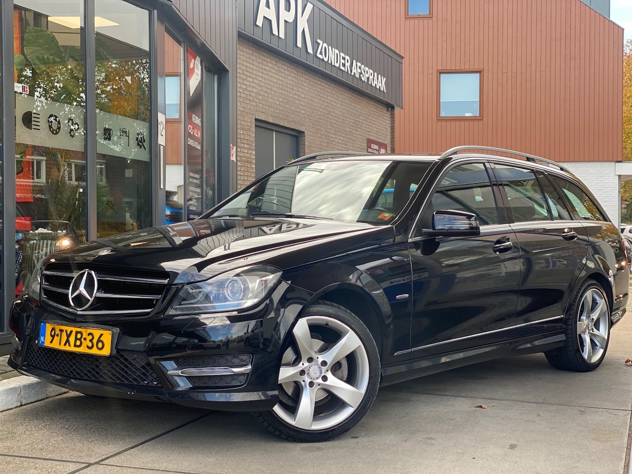 Mercedes-Benz C-klasse Estate - 180 Ambition Avantgarde 180 Ambition Avantgarde - AutoWereld.nl