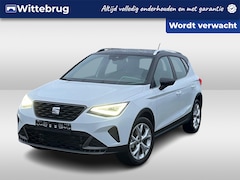 SEAT Arona - 1.0 TSI 110pk FR DSG Automaat / Navigatie / LM 17 inch / Park Assist / Camera / Full LED /