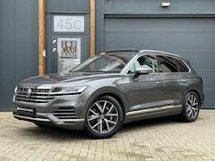 Volkswagen Touareg - 3.0 TSi eHybrid 4MOTION Luchtvering