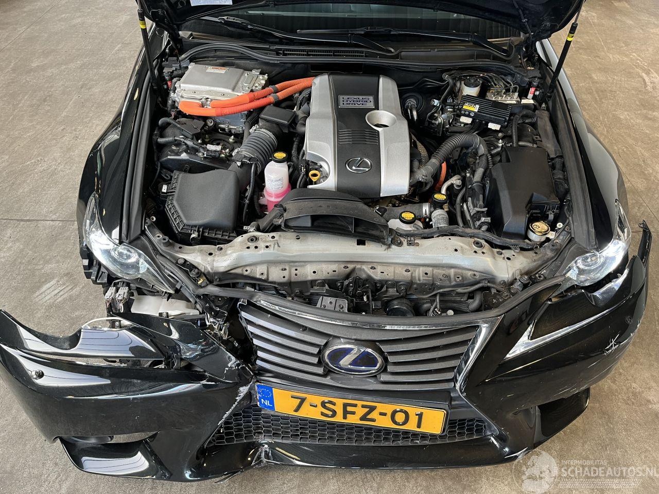 Lexus IS - 300h Luxury 93.000 KM NAP!