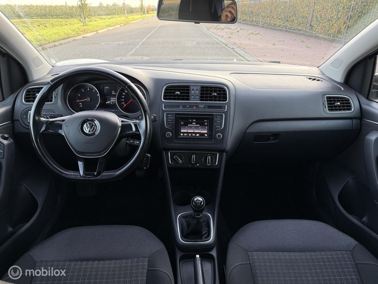 Volkswagen Polo - 1.2 TSI Comfortline 1.2 TSI Comfortline Nieuwstaat - AutoWereld.nl