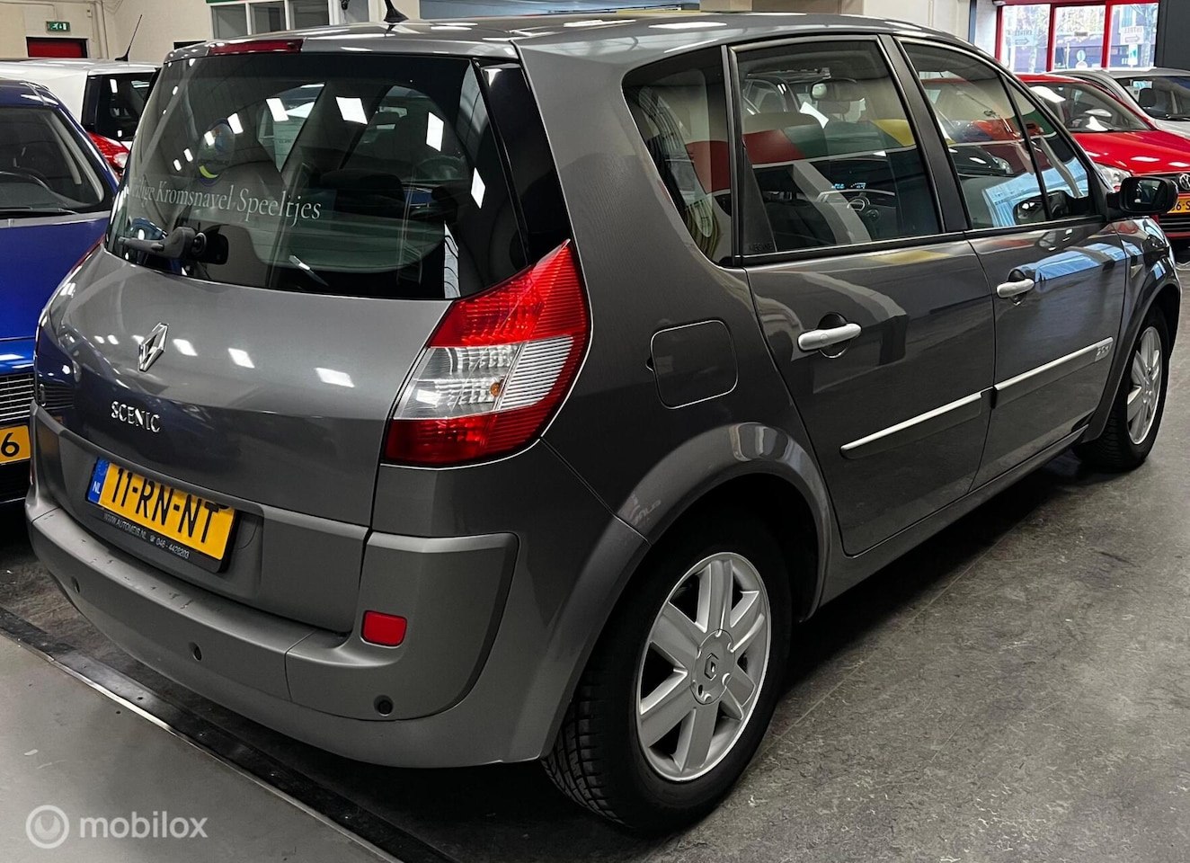 Renault Scénic - 2.0-16V Privilège Luxe 2.0-16V Privilège Luxe - AutoWereld.nl