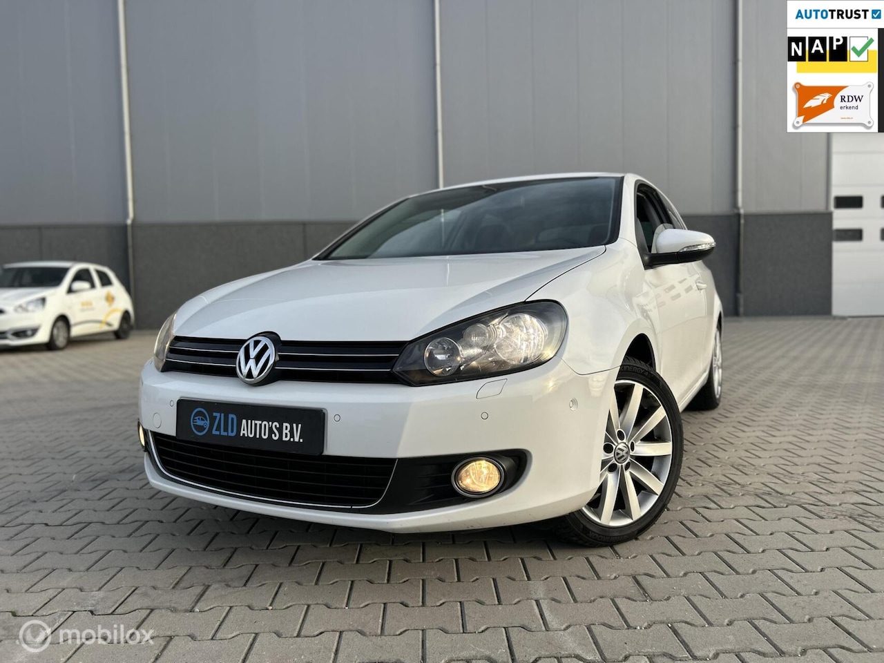 Volkswagen Golf - 1.4 TSI Highline|CARPLAY/STOELV.|TREKH. - AutoWereld.nl