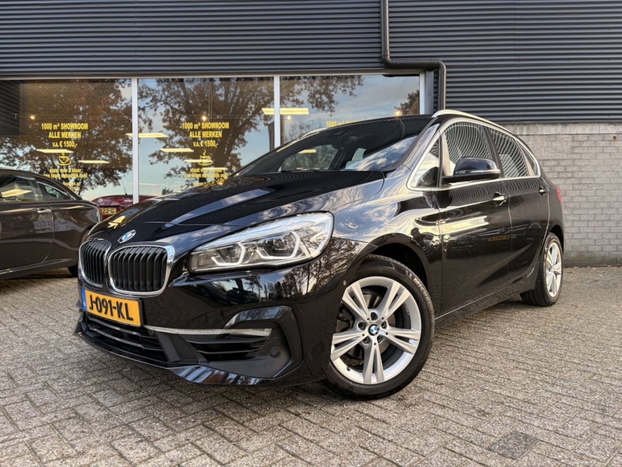 BMW 2-serie Active Tourer - 218i High Executive Sportstoelen/MSport/HEAD UP/Leder - AutoWereld.nl