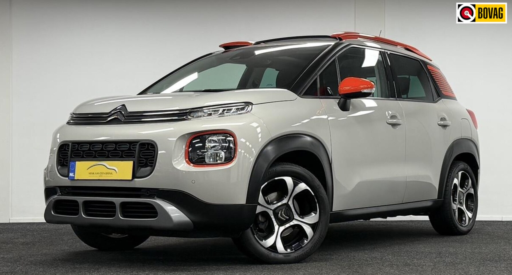 Citroën C3 Aircross - 1.2 PureTech S&S Shine*Panodak*Camera*Navi*Carplay* - AutoWereld.nl