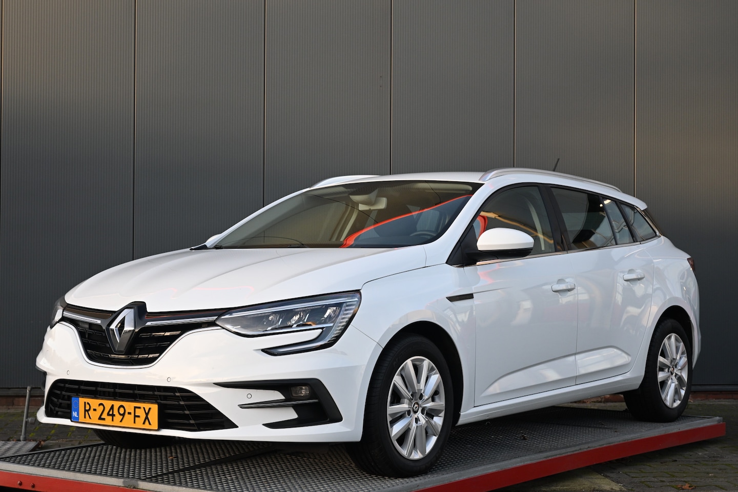 Renault Mégane Estate - 1.0 TCe Business Zen 1.0 TCe Business Zen - AutoWereld.nl
