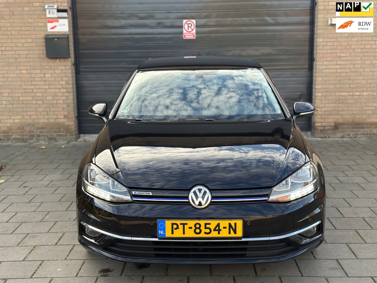 Volkswagen Golf - 1.5 TSI DSG Highline Navi Cruise Control ACC Clima trekhaak - AutoWereld.nl