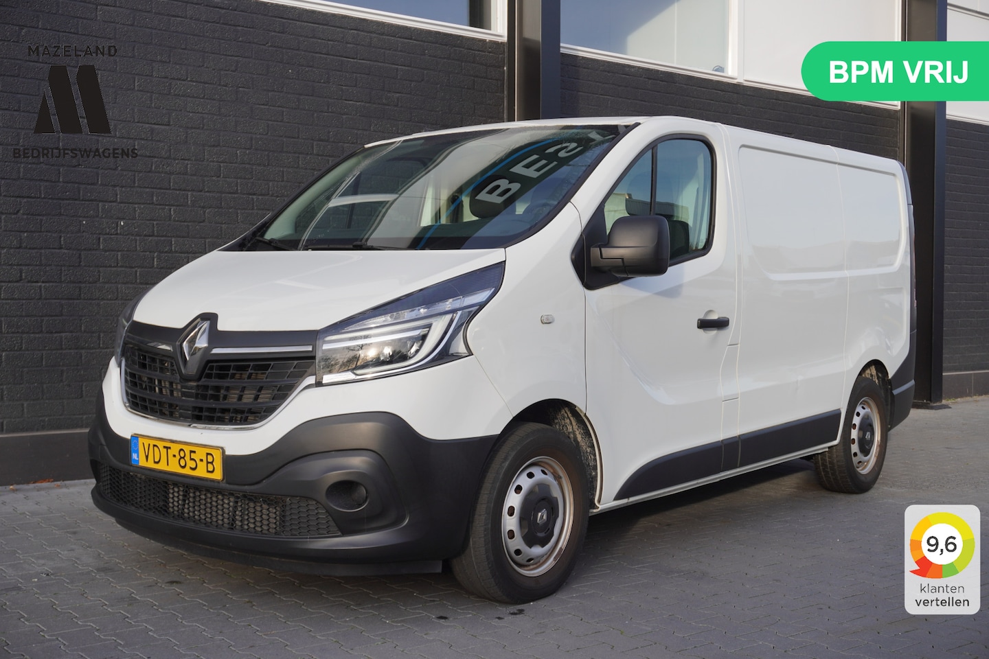 Renault Trafic - 2.0 dCi 120PK EURO 6 - Airco - Navi - Cruise - € 15.900,- Excl. - AutoWereld.nl