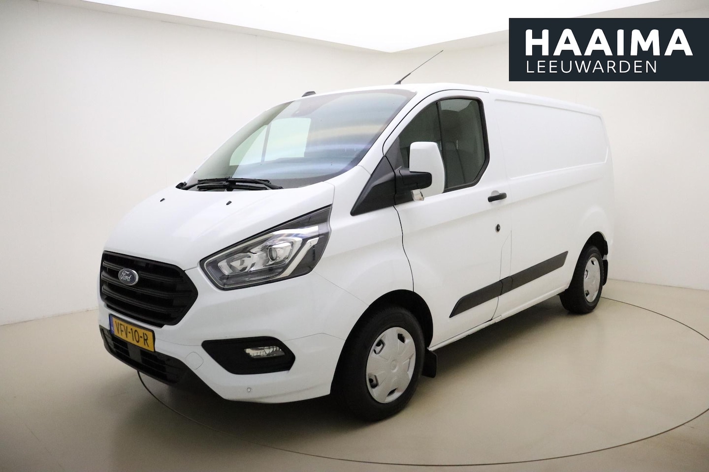 Ford Transit Custom - 280 2.0 TDCI L1H1 Trend | Achteruitrijcamera | Navigatie | trekhaak | Laadruimte afwerking - AutoWereld.nl