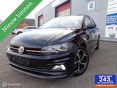 Volkswagen Polo - 1.0 TSI R-LINE 115pk/Airco/PDC/Carplay/Panodak/17'' lm/R-line stuur/R-line stoelen/Alcanta