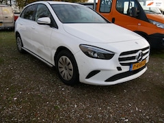 Mercedes-Benz B-klasse - 200d AUT * EX POLITIE * ENGINE DEFECT (MARGE CAR)