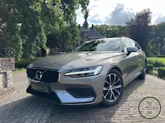 Volvo V60 - 2.0 B3 Momentum | Camera | Leder | Bliss | Pilot |