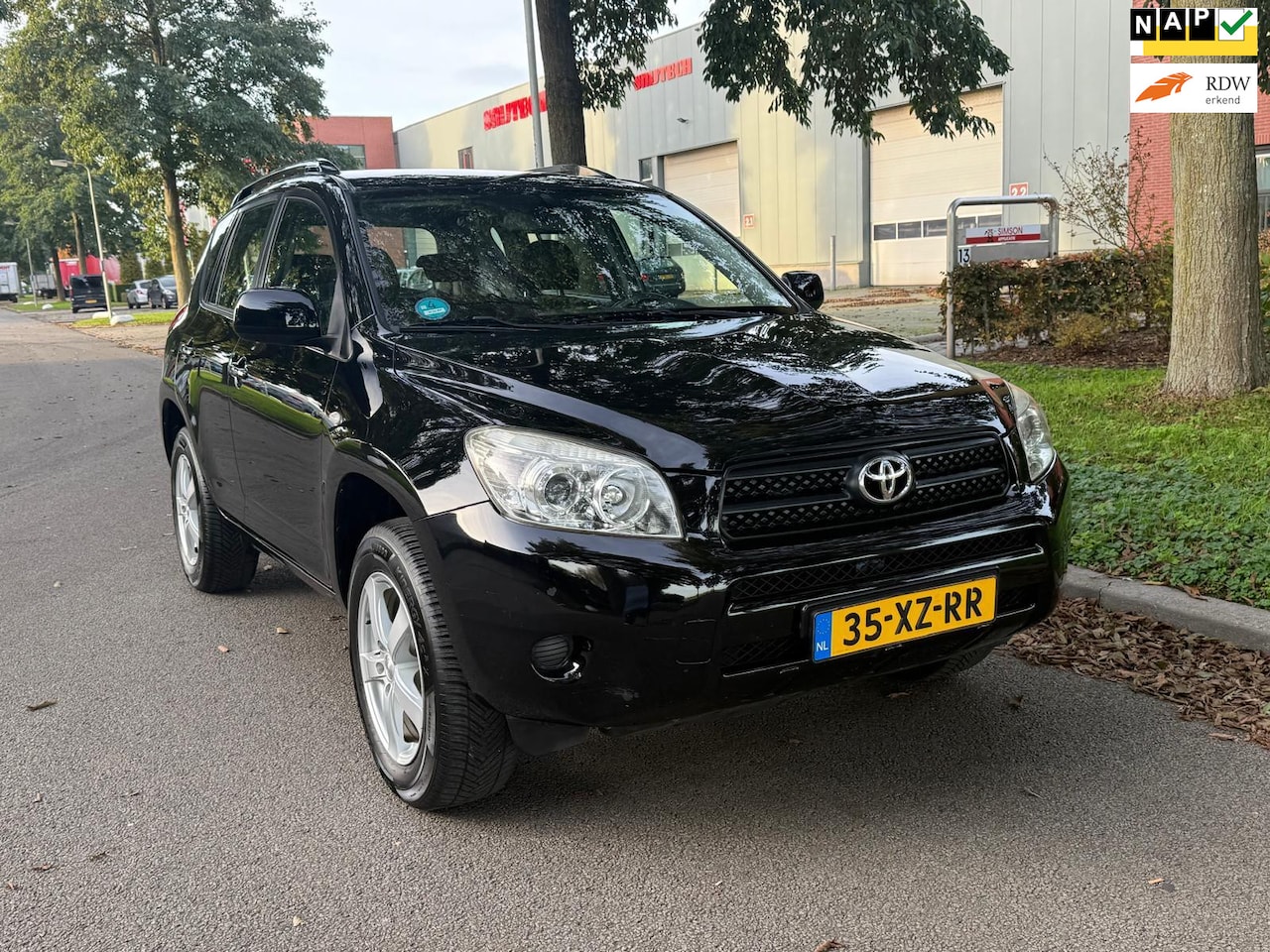 Toyota RAV4 - 2.0 VVTi Linea Terra 4 x 4 - AutoWereld.nl