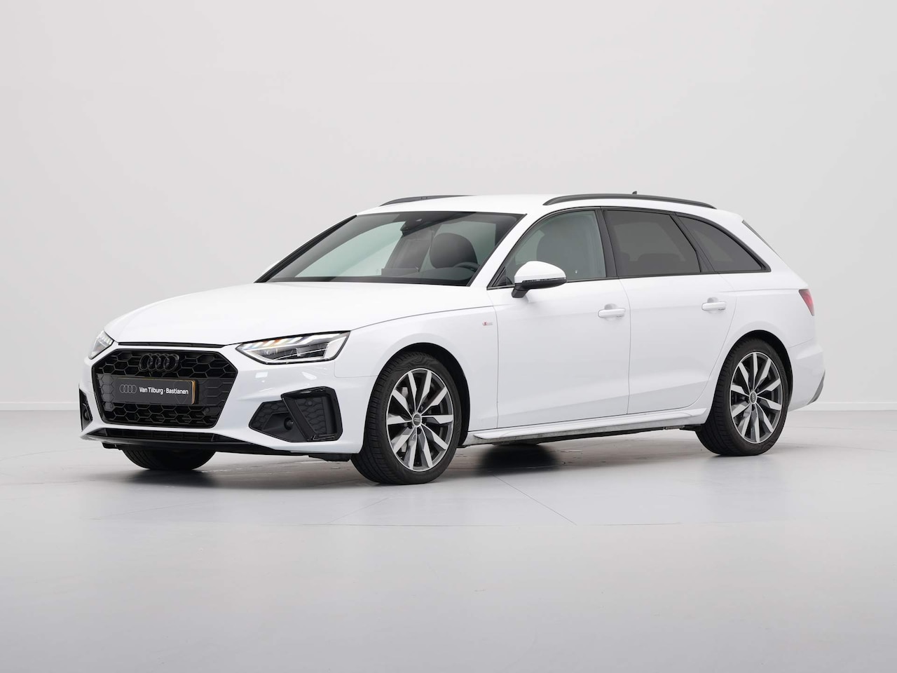 Audi A4 Avant - 35 TFSI S Line edition Competition Navigatie Clima Cruise Pdc - AutoWereld.nl