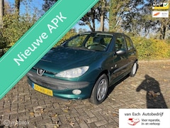 Peugeot 206 - 1.6-16V Roland Garros I panorama I airco I climate control I half leer