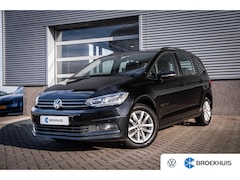 Volkswagen Touran - 1.5 TSI Comfortline 7p | Cruise control adaptief | Trekhaak | Voorstoelen verwarmd