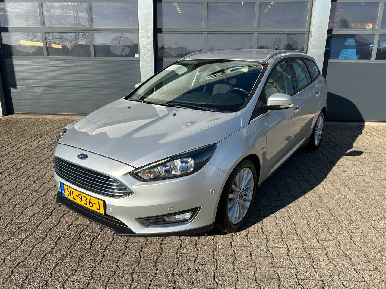 Ford Focus Wagon - 1.0 EcoBoost Titanium 1.0 EcoBoost 125pk Titanium - AutoWereld.nl