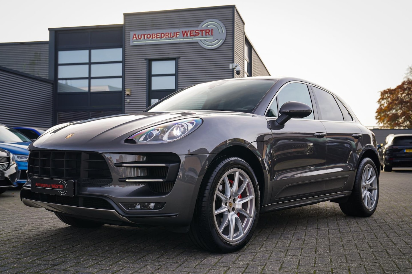 Porsche Macan - 3.6 Turbo | Nieuwstaat | Panorama | Burmester Audio | Sport Chrono | Luxe Leder | Camera | - AutoWereld.nl