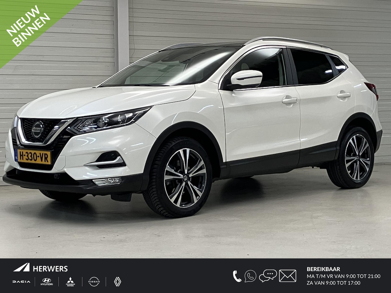 Nissan Qashqai - 1.3 DIG-T N-Connecta / Eerste Eigenaar / Dealer Onderhouden / Panoramadak / Navigatie / Tr - AutoWereld.nl