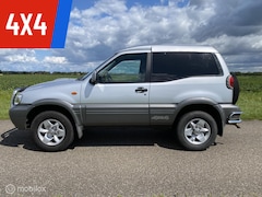 Nissan Terrano ll - 3.0 Di | 4x4 | 154pk | 3000KG trekgewicht