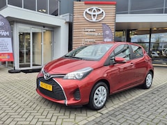 Toyota Yaris - 1.3 VVT-i ASPIRATION 5-DEURS TREKHAAK 880KG-TREKGEWICHT 4S-BANDEN NAVIGATIE AIRCO CAMERA N