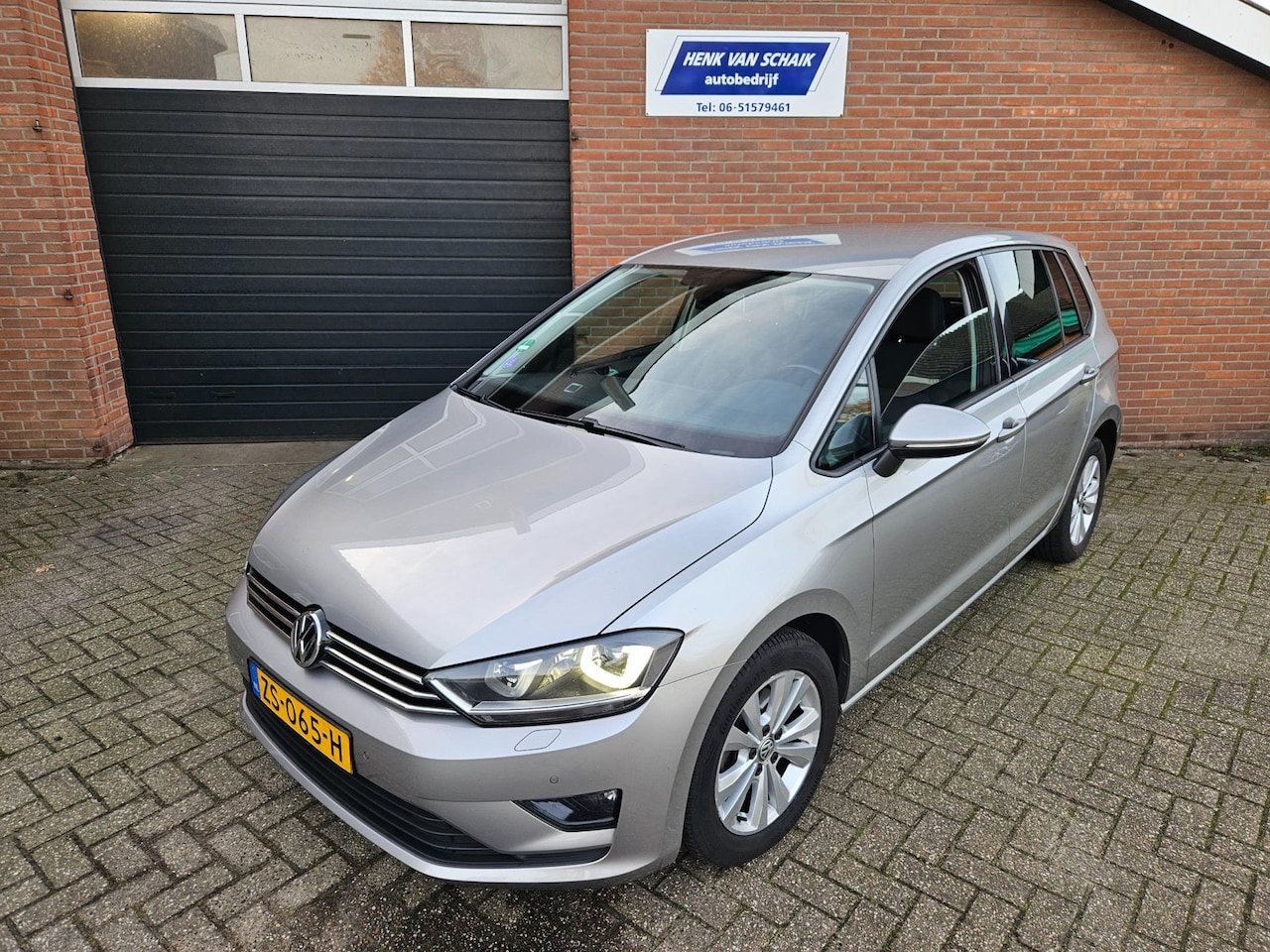Volkswagen Golf Sportsvan - 1.4 TSI Highline AUTOMAAT 2015 - Stoelverwarming - AutoWereld.nl