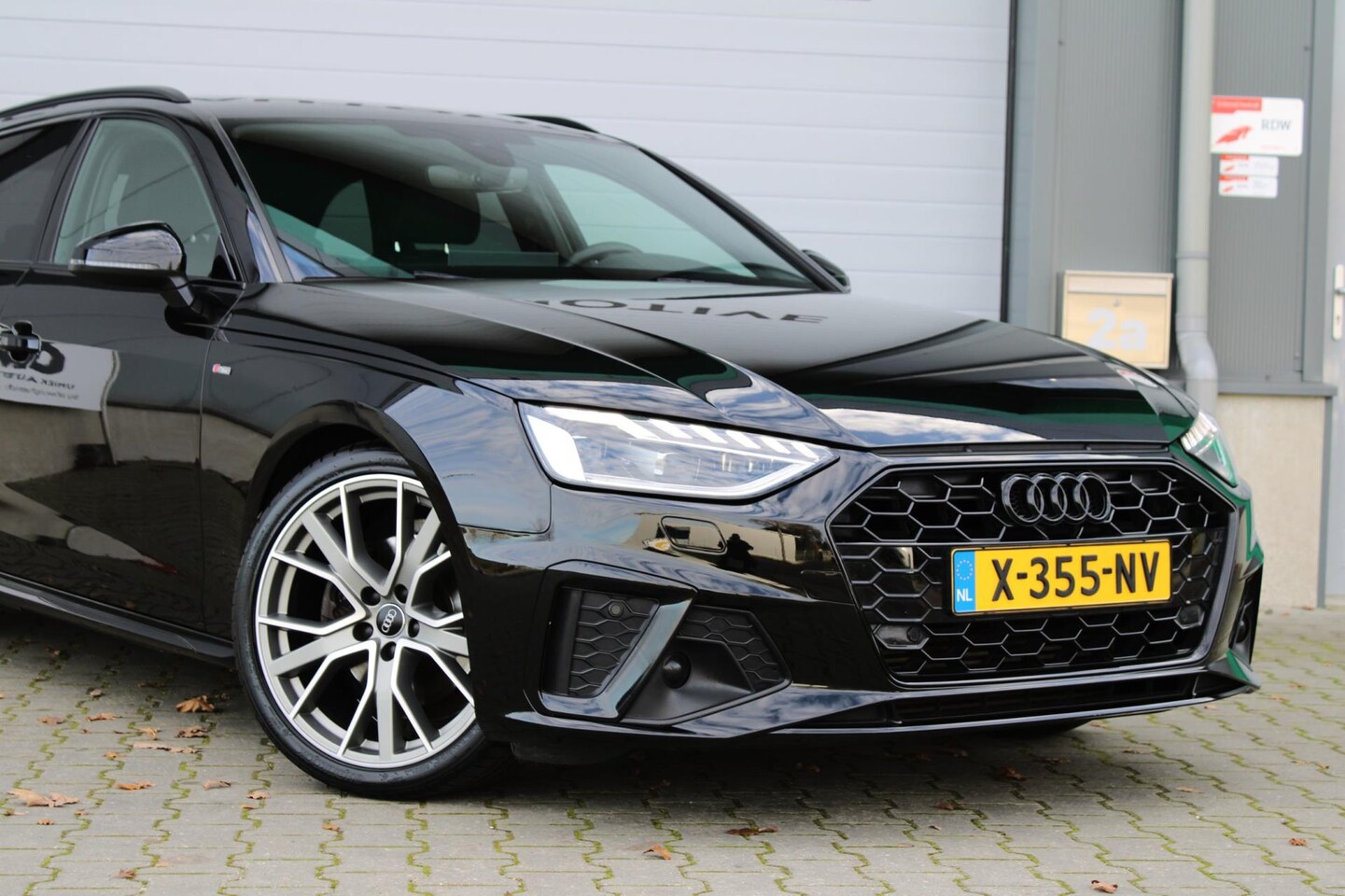 Audi A4 Avant - 40 TFSI S EDITION COMPETITION | STANDKACHEL | LED- MATRIX | BLACK OPTIK | 19" AUDI SPORT | - AutoWereld.nl