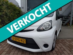Toyota Aygo - 1.0 VVT-i Now Airco elektrische ramen