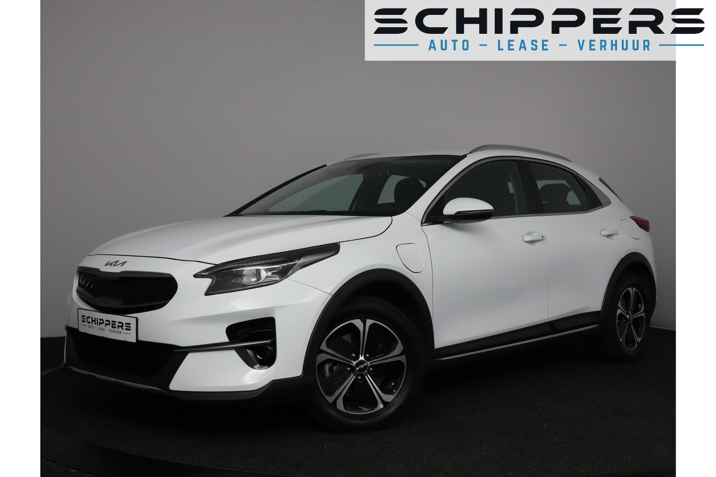 Kia XCeed - 1.6 GDi PHEV DynamicLine | Stoelverwarming | Stuurwielverwarming - AutoWereld.nl