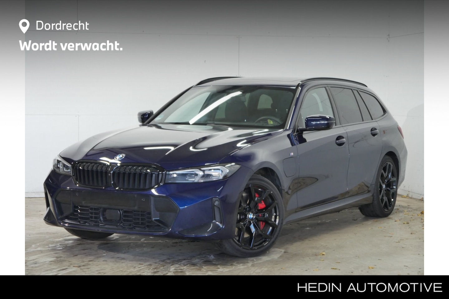 BMW 3-serie Touring - 330e xDrive M-Sport Pro | Panorama | CoPilot | Harman Kardon | Trekhaak | Memory | 19" Jet - AutoWereld.nl