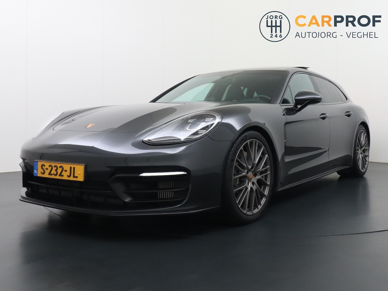 Porsche Panamera Sport Turismo - 2.9 4 E-Hybrid Platinum Edition Massage Panoramadak Bose Softclose Luchtvering - AutoWereld.nl