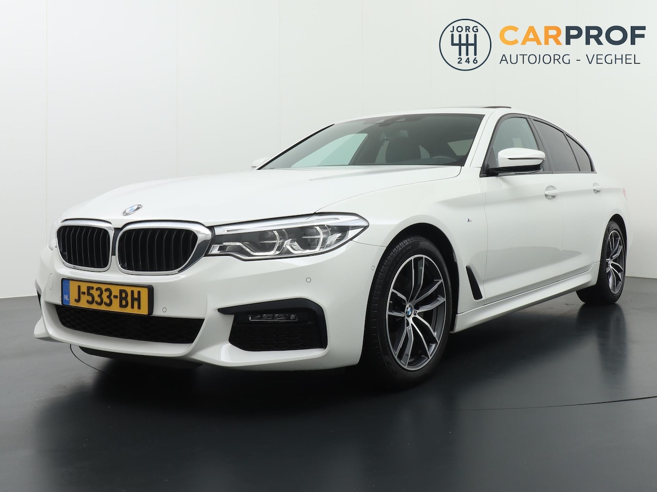 BMW 5-serie - 520i High Executive Edition M Pakket Leder Schuifdak Memory - AutoWereld.nl
