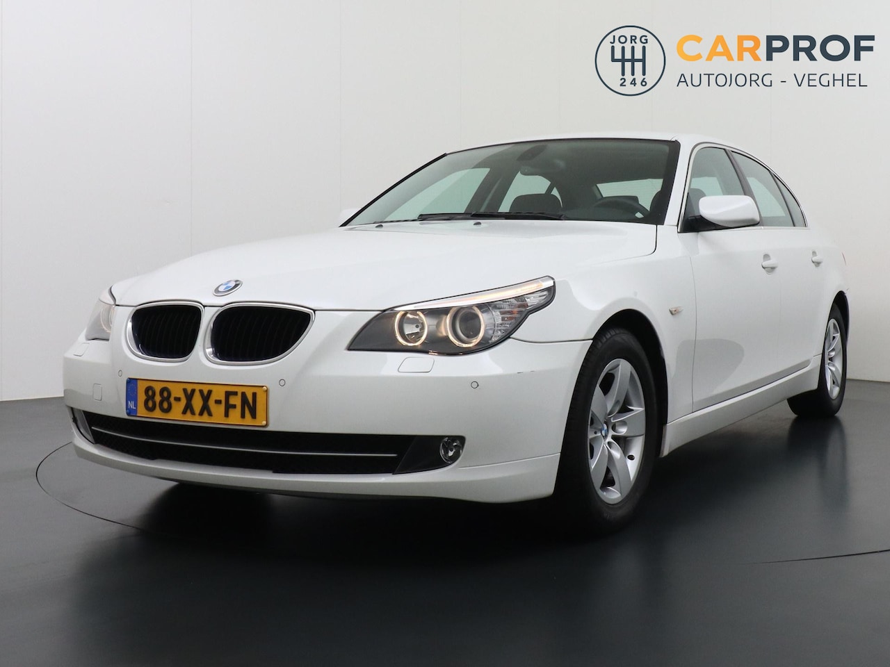 BMW 5-serie - 520i Business Line Youngtimer NAP NL Auto 2e eigenaar - AutoWereld.nl