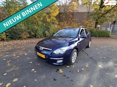Hyundai i30 CW - 1.6i Blue Dynamic LEUKE AUTO RIJDT EN SCHAKELT TOP