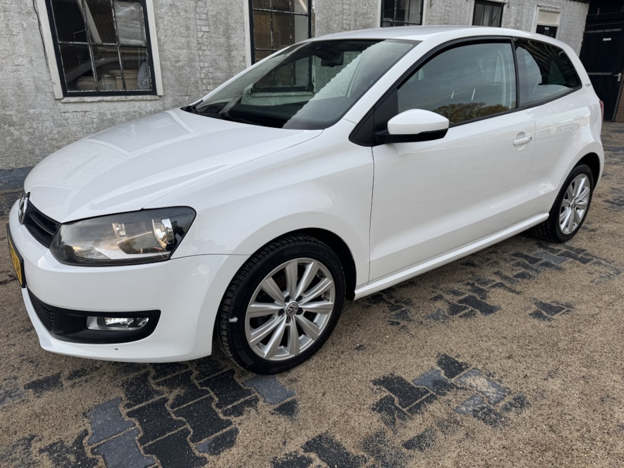 Volkswagen Polo - 1.2-12V Trendline 1.2-12V Trendline - AutoWereld.nl