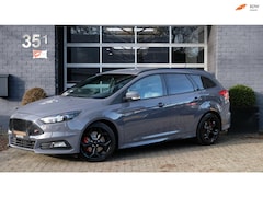 Ford Focus Wagon - 2.0 ST 250 ST-3 Stealth Grey