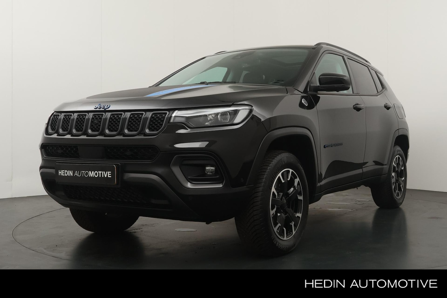 Jeep Compass - 4xe 240 Plug-in Hybrid Electric Trailhawk 240pk Automaat | 4X4 | 7.538 km!! | Meest Luxe e - AutoWereld.nl