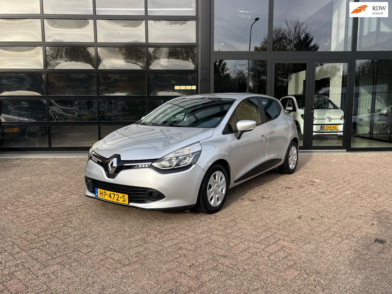 Renault Clio - 1.5 dCi ECO Expression, Navi, Airco, Pdc - AutoWereld.nl