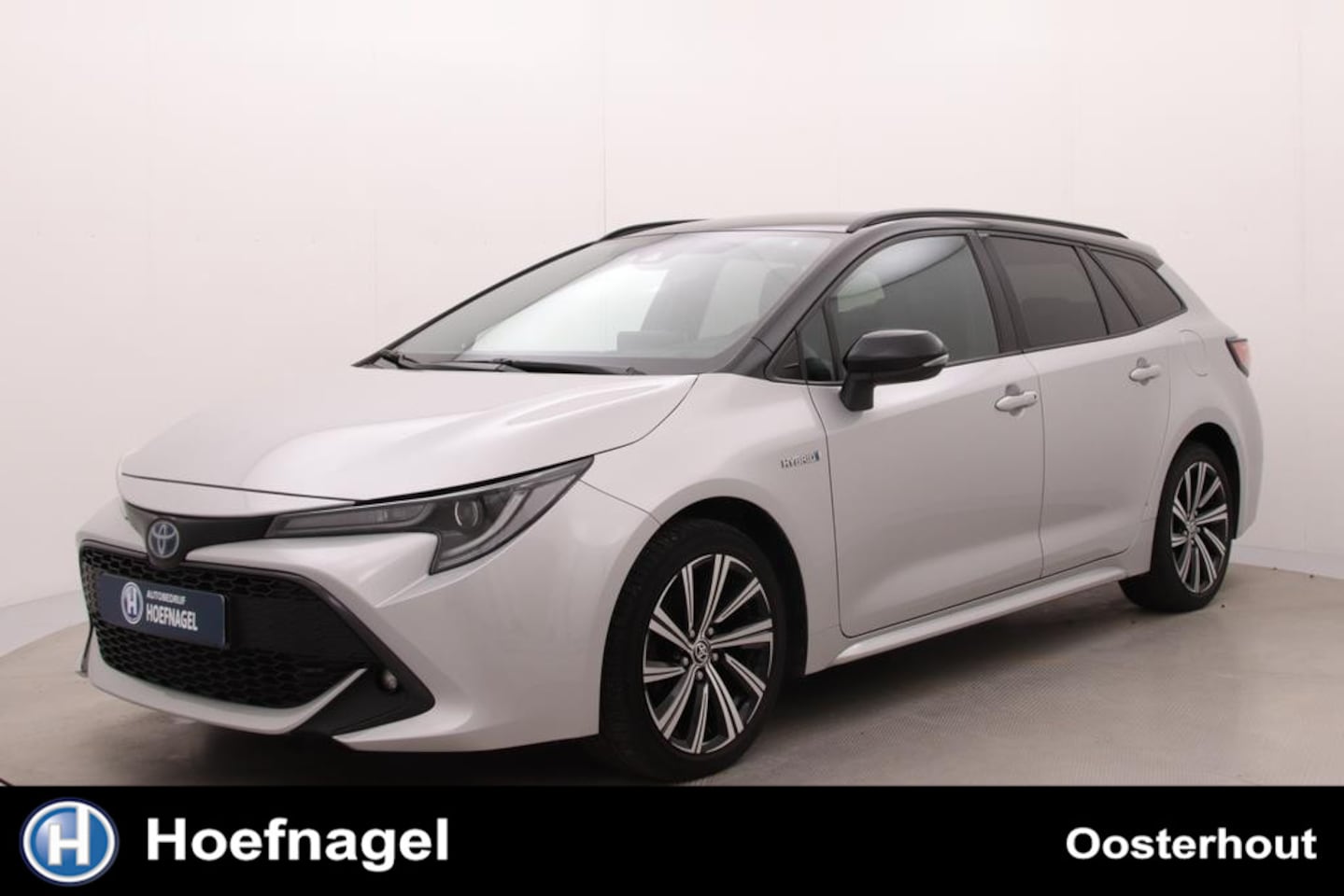 Toyota Corolla Touring Sports - 1.8 Hybrid Executive Automaat | Head-up Display | Camera | Adaptive Cruise Control | Lane - AutoWereld.nl