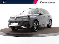 Volkswagen Tiguan - 1.5 272pk DSG eHybrid R-Line Edition · Panoramadak · Elek. Trekhaak · Apple/Android Car Pl