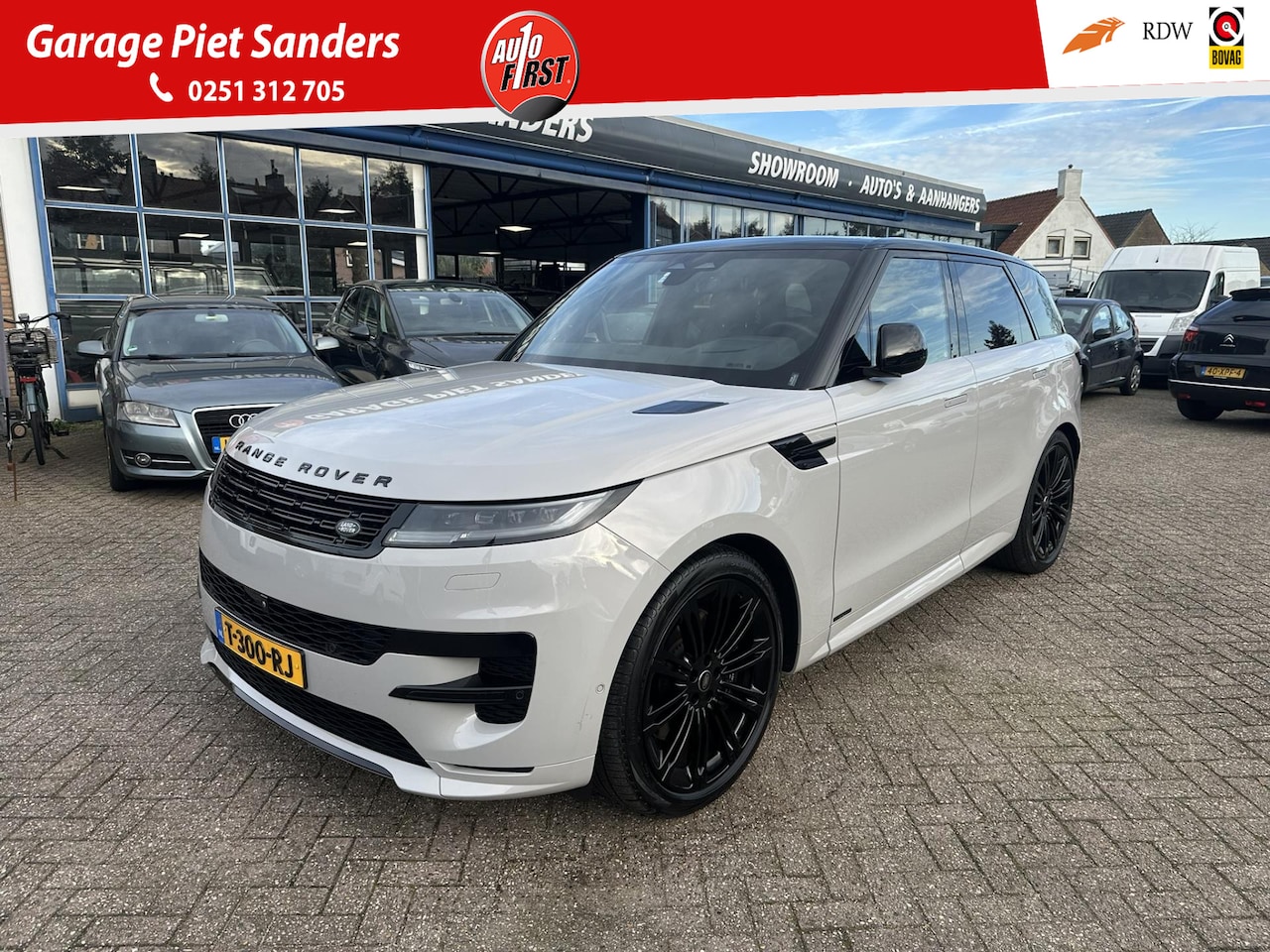 Land Rover Range Rover Sport - 3.0 P510e Autobiography I 4 wiel sturing I 23'' LM Velgen I Panorama I NL-Auto - AutoWereld.nl