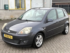 Ford Fiesta - 1.3 I 8V 69 PK Bj 2008 Ghia Luxe 5 Deurs Ecc Airco Elec.Pakket Parkeersensoren Afst.Bed.Ce