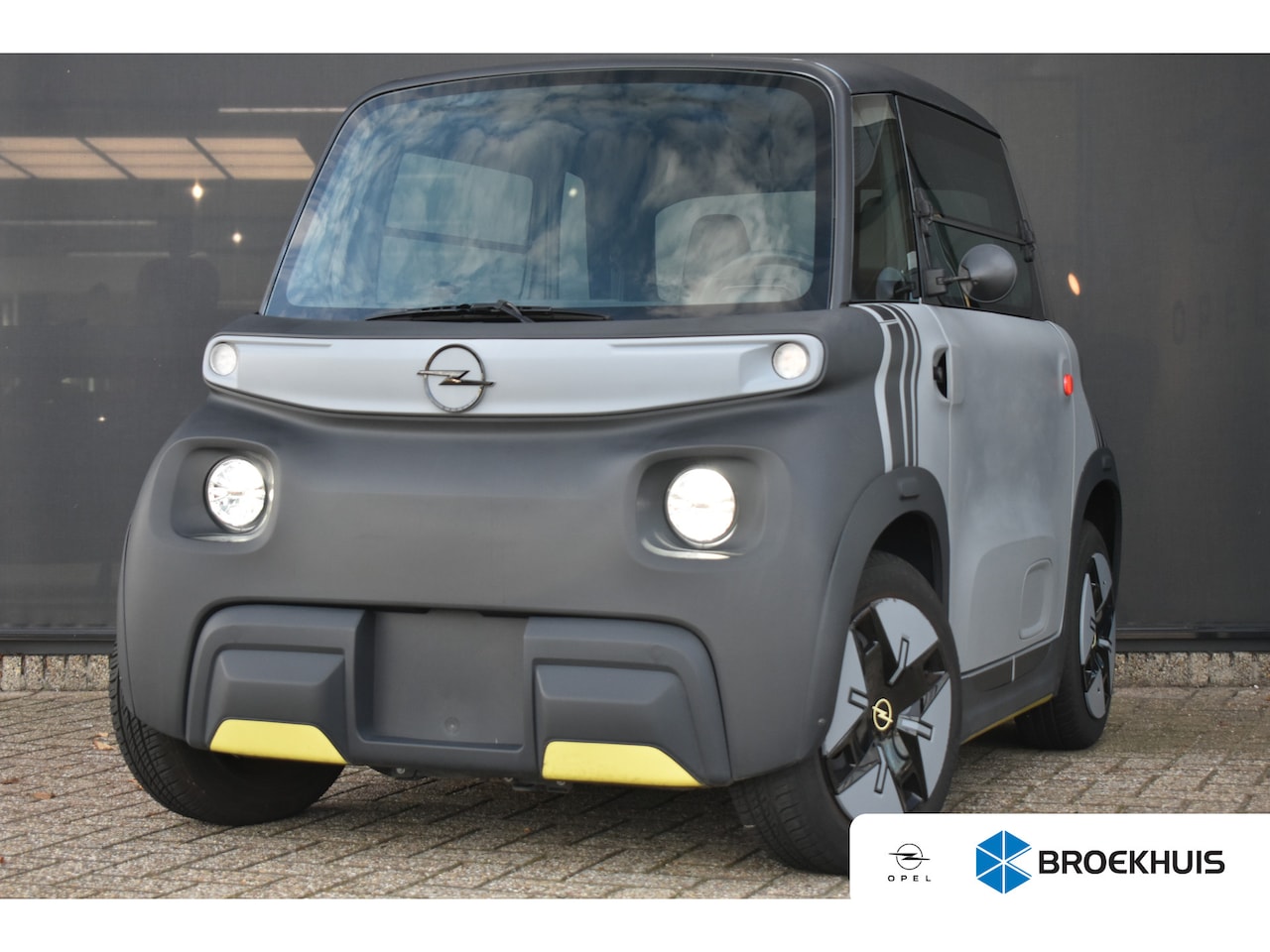 Opel Rocks-e - Brommobiel Tekno | Pano | Centrale Deurvergrendeling | LED | Gratis Levering Op Locatie | - AutoWereld.nl