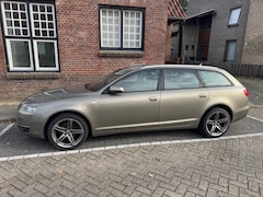 Audi A6 Avant - 2.4 Pro Line Business Read Information